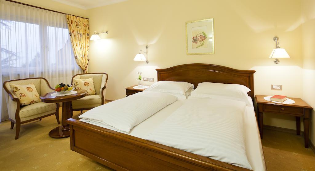 Hotel Aster Мерано Экстерьер фото