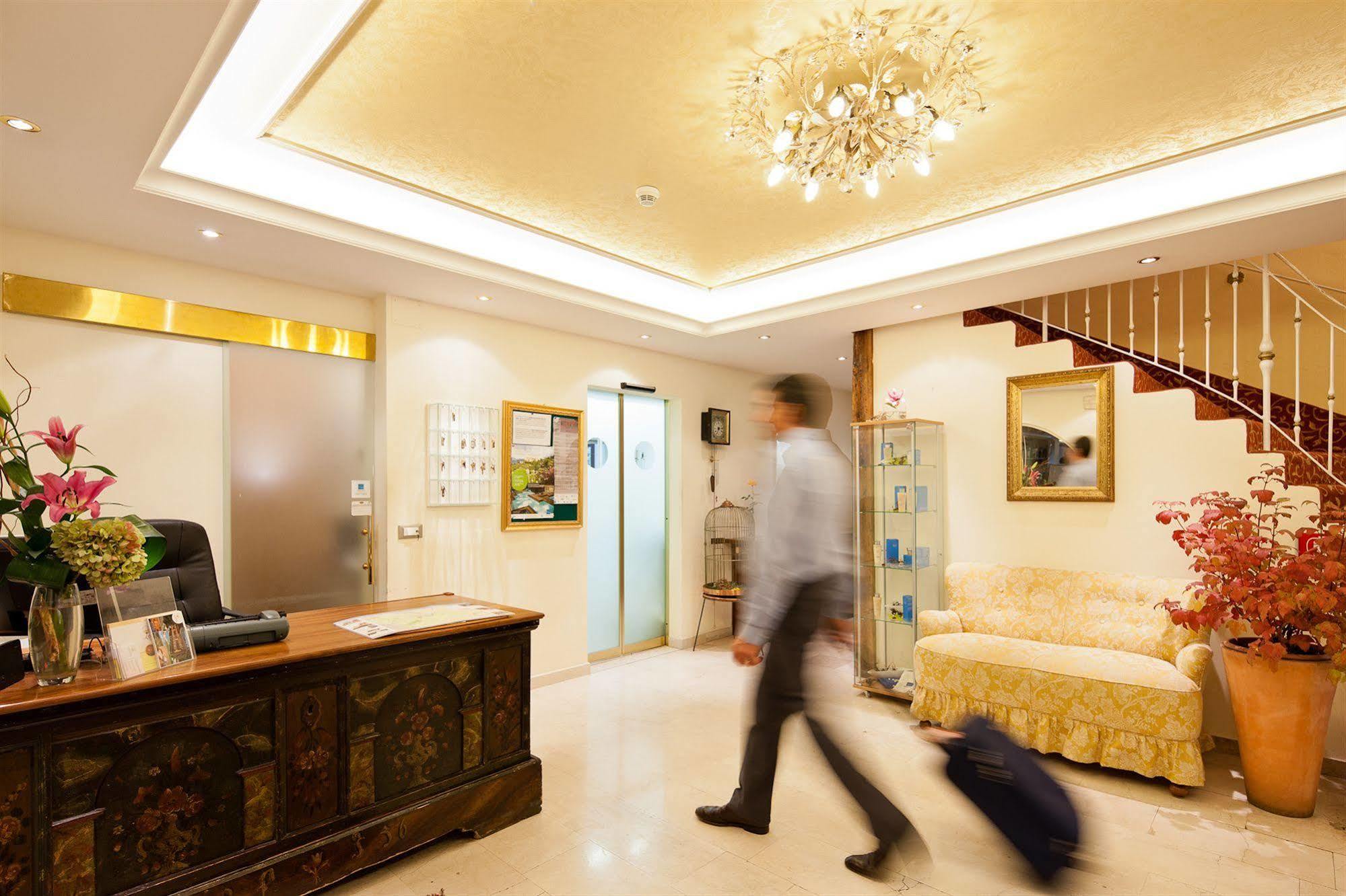 Hotel Aster Мерано Экстерьер фото