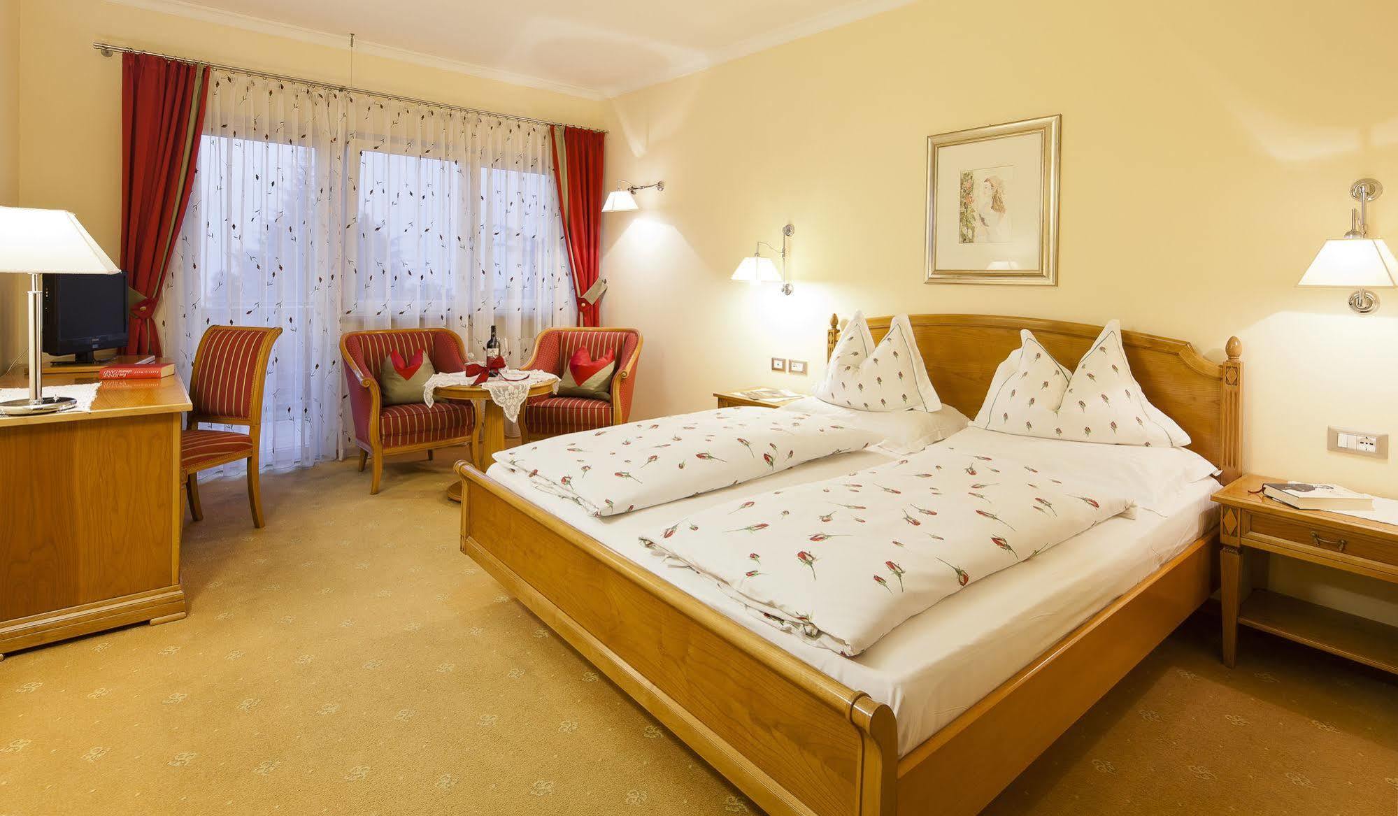 Hotel Aster Мерано Экстерьер фото